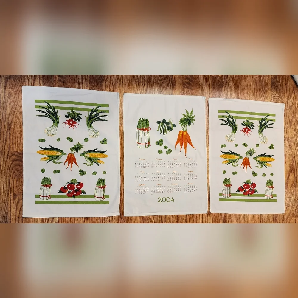 3 Vintage Collectible 2004 Calendar Tea Towels with Colorful Veggies